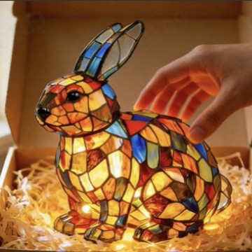 مصباح ليلي LED ديكوري من الريزن بتصاميم حيوانات ونباتات