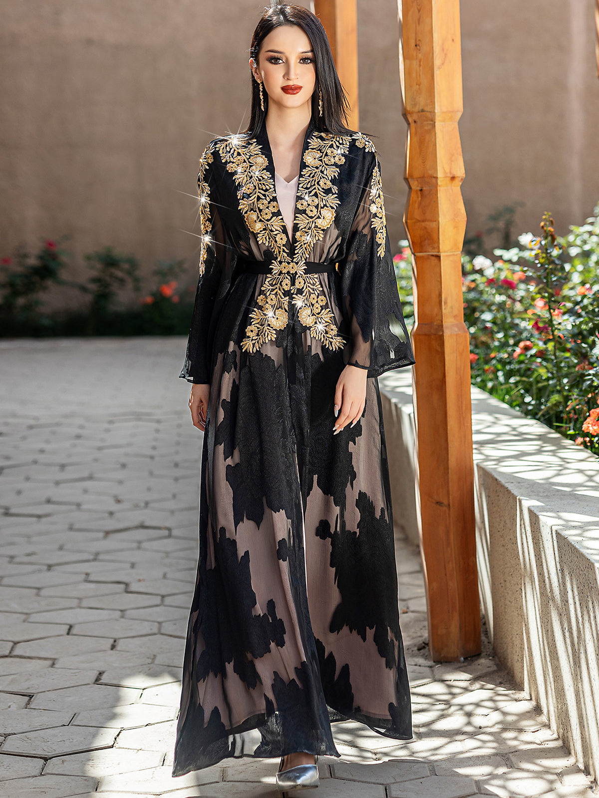 أسود
