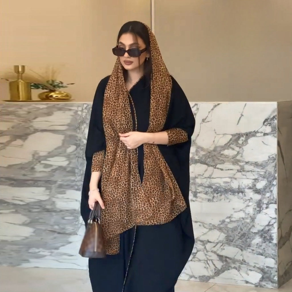 أسود
