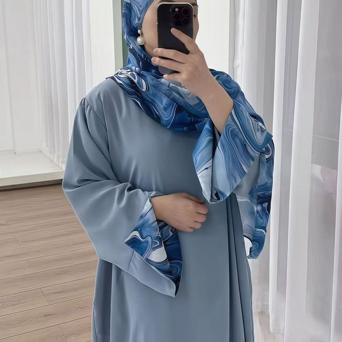 أزرق بحري