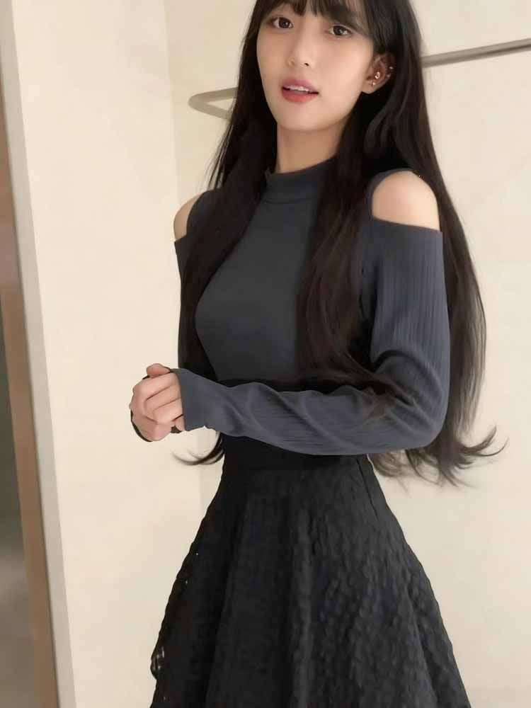 أسود