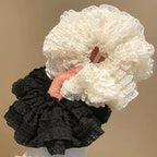 أسود