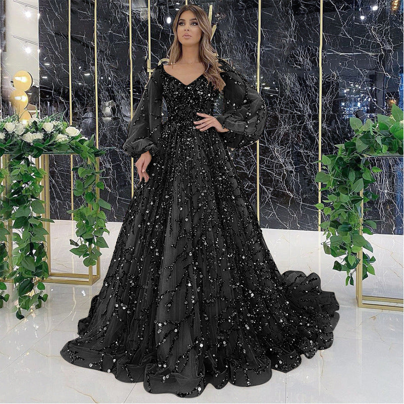 أسود