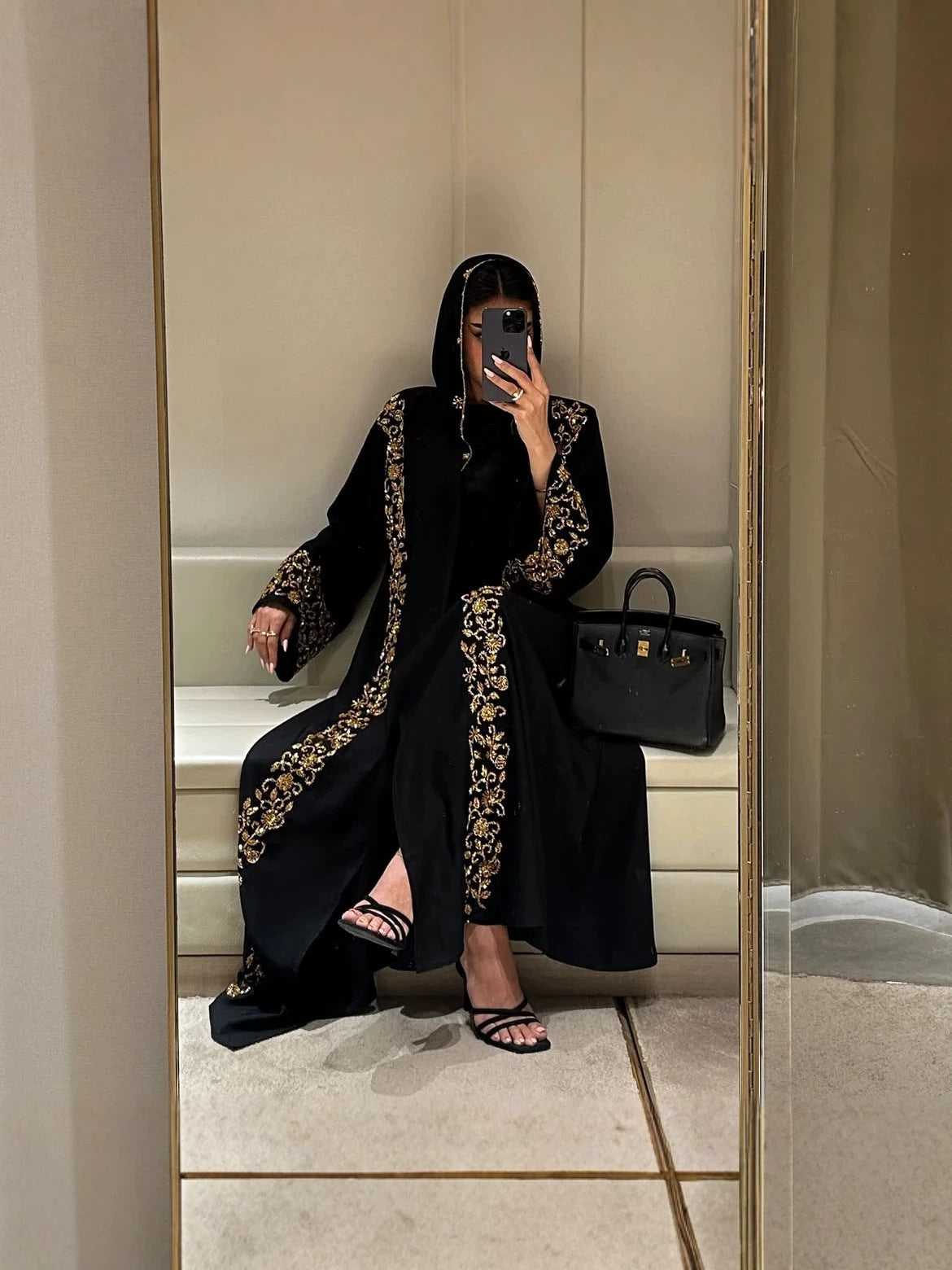 أصفر