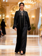 أسود