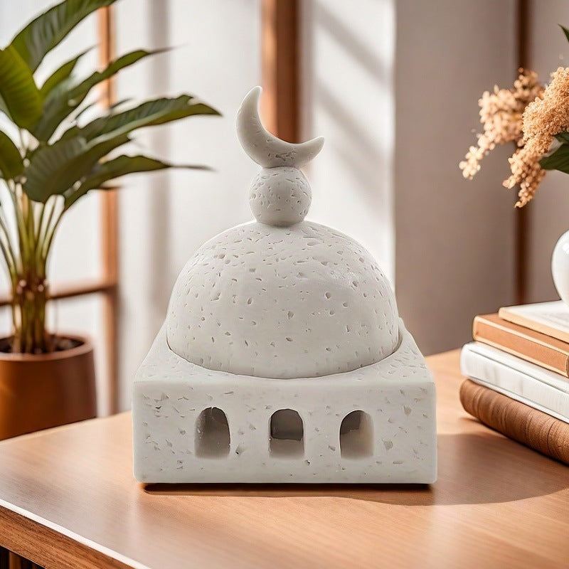 مبخرة بتصميم قلعة مربعة