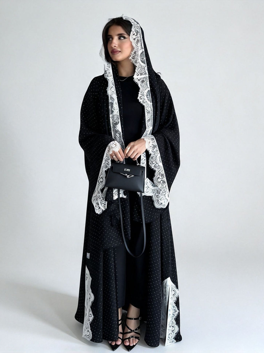 أسود