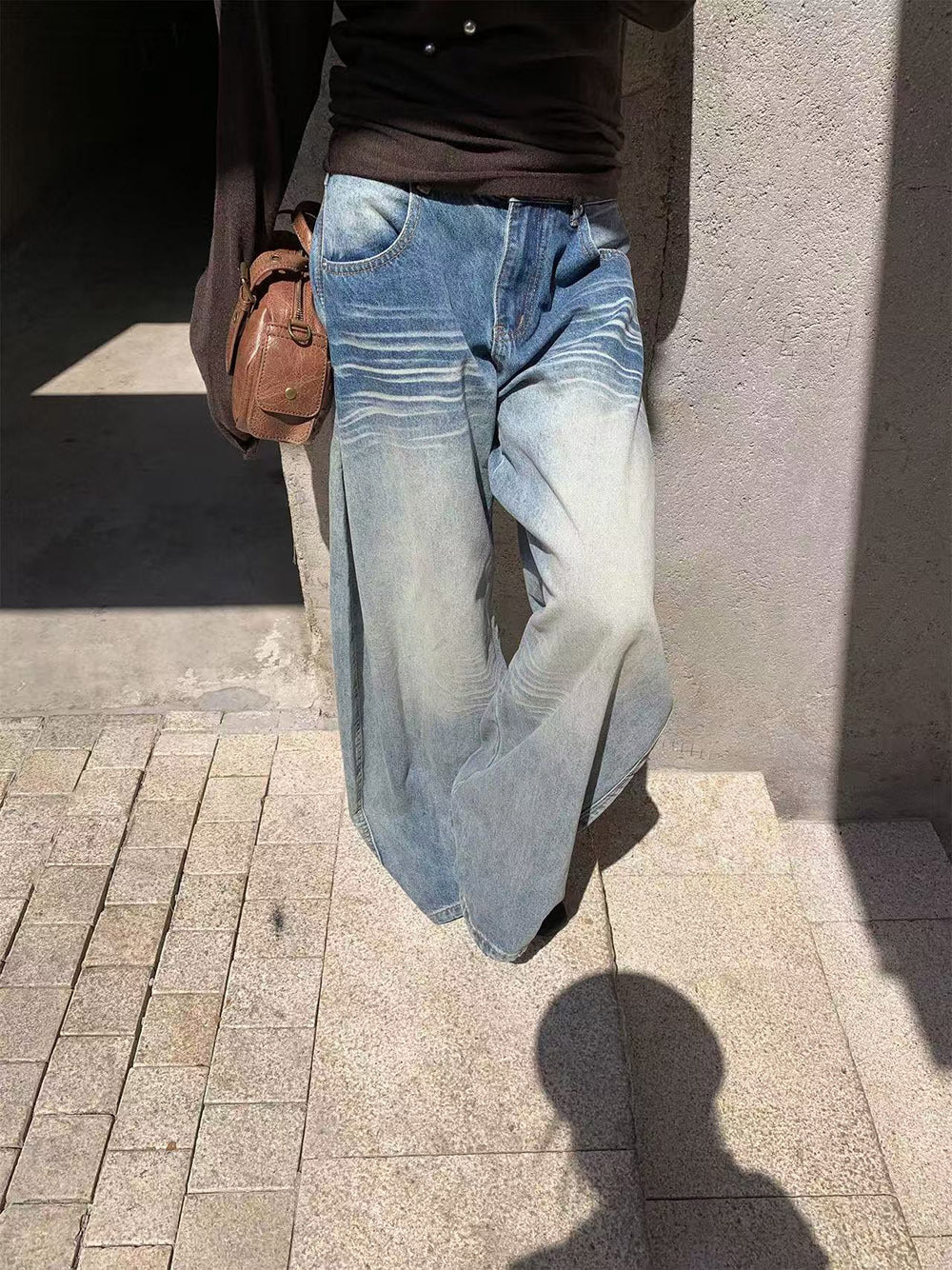أزرق
