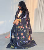 أسود