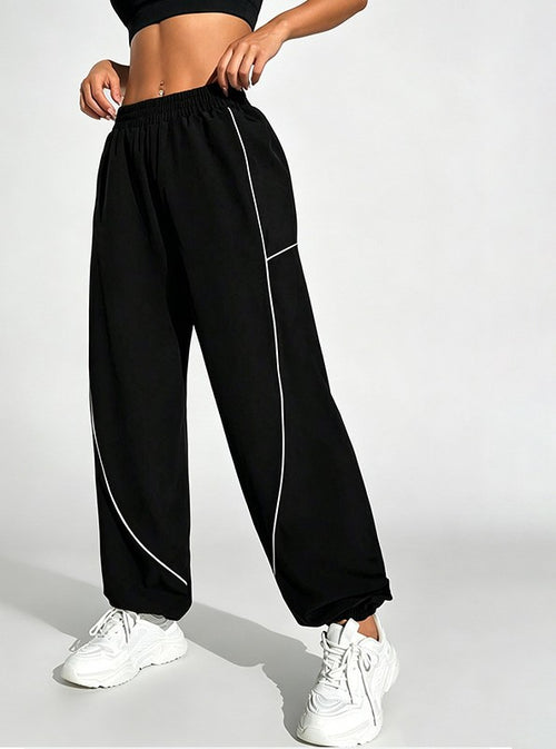 أسود