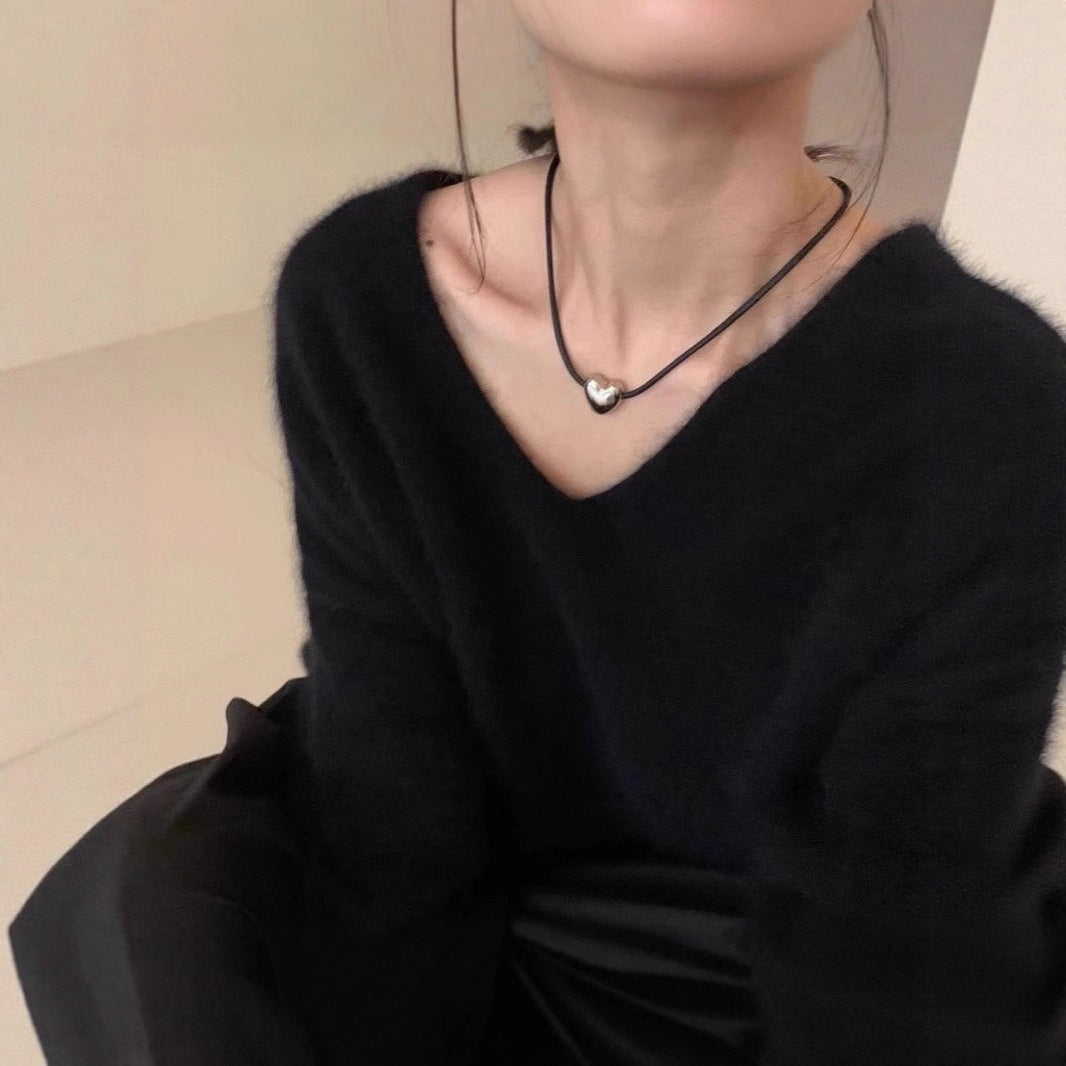 أسود