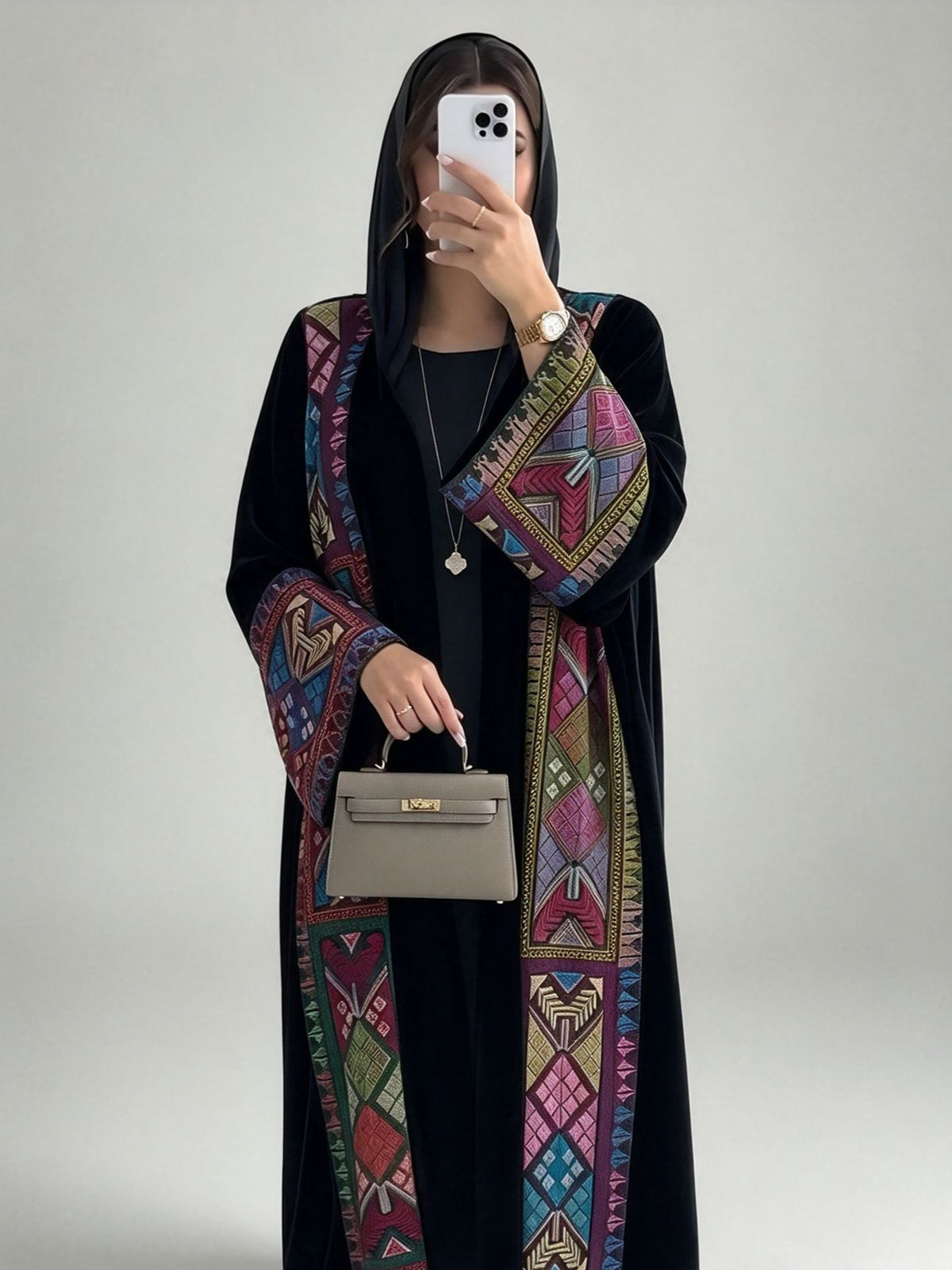 أسود
