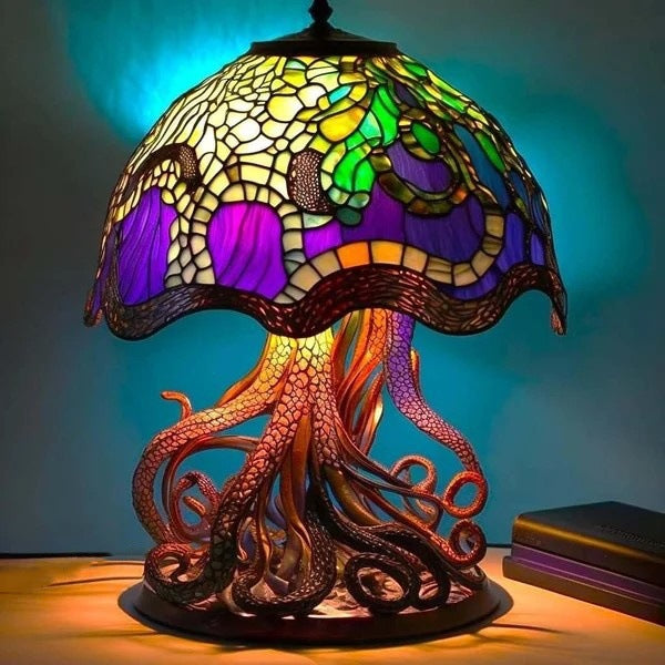 مصباح فطر سحاري بإضاءة LED ملونة - 8 تصاميم مميزة لغرف النوم والديكور (بطارية أو USB)