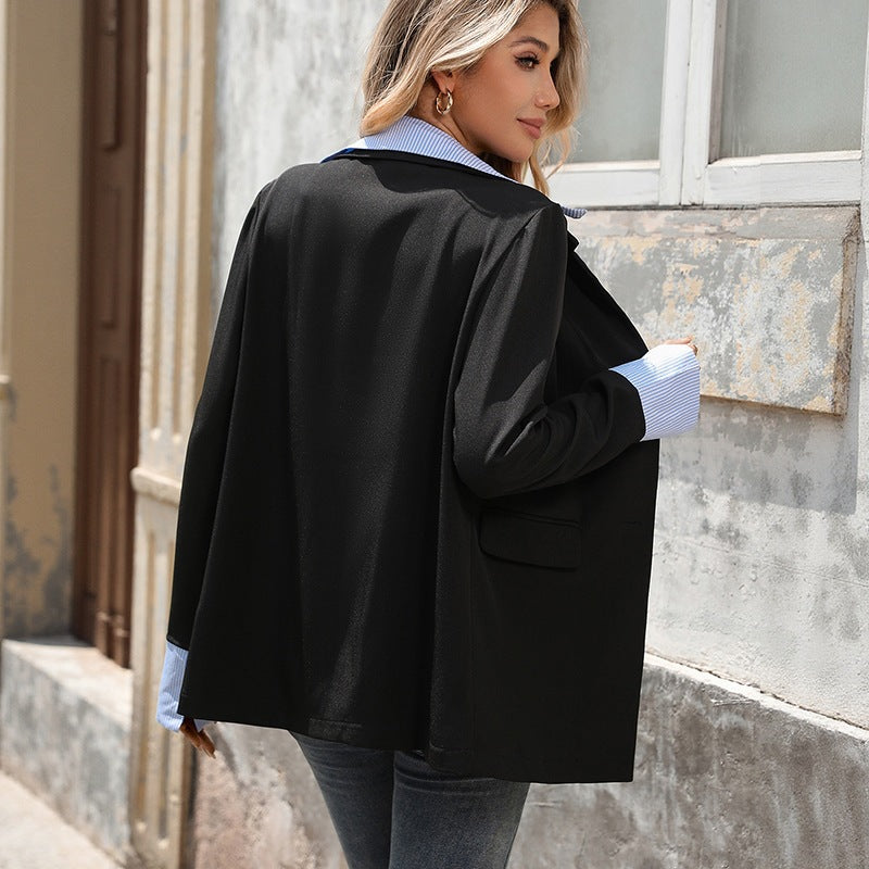 أسود
