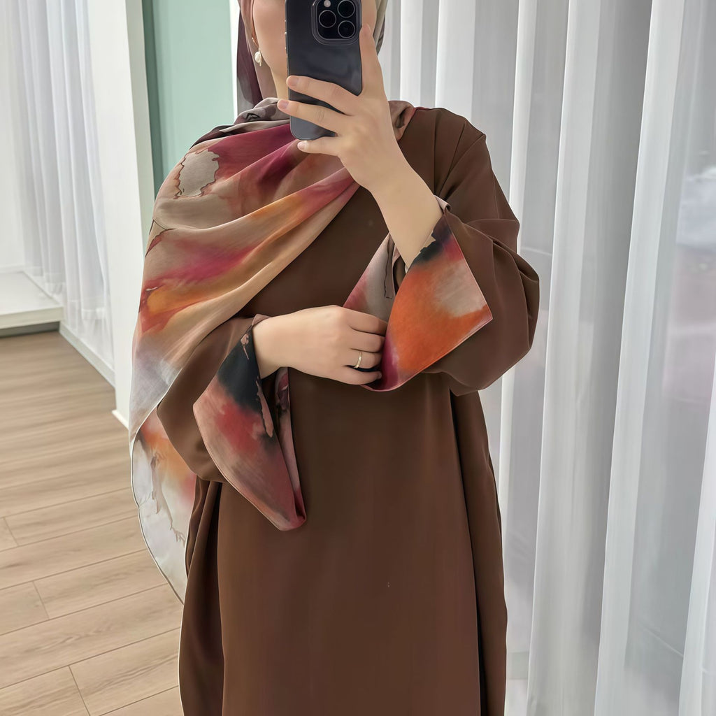 بني داكن