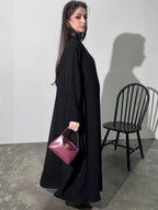 أسود