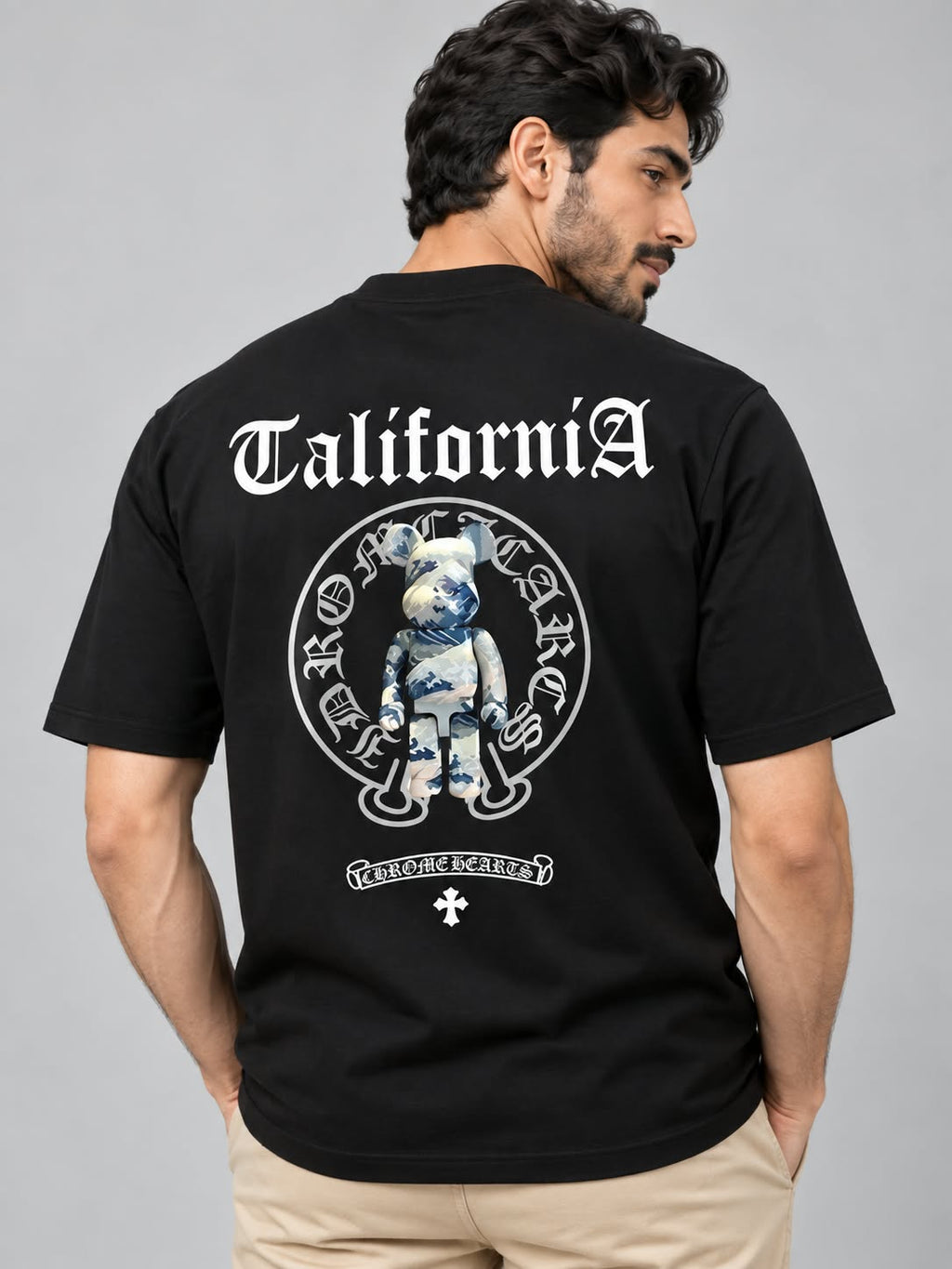 أسود