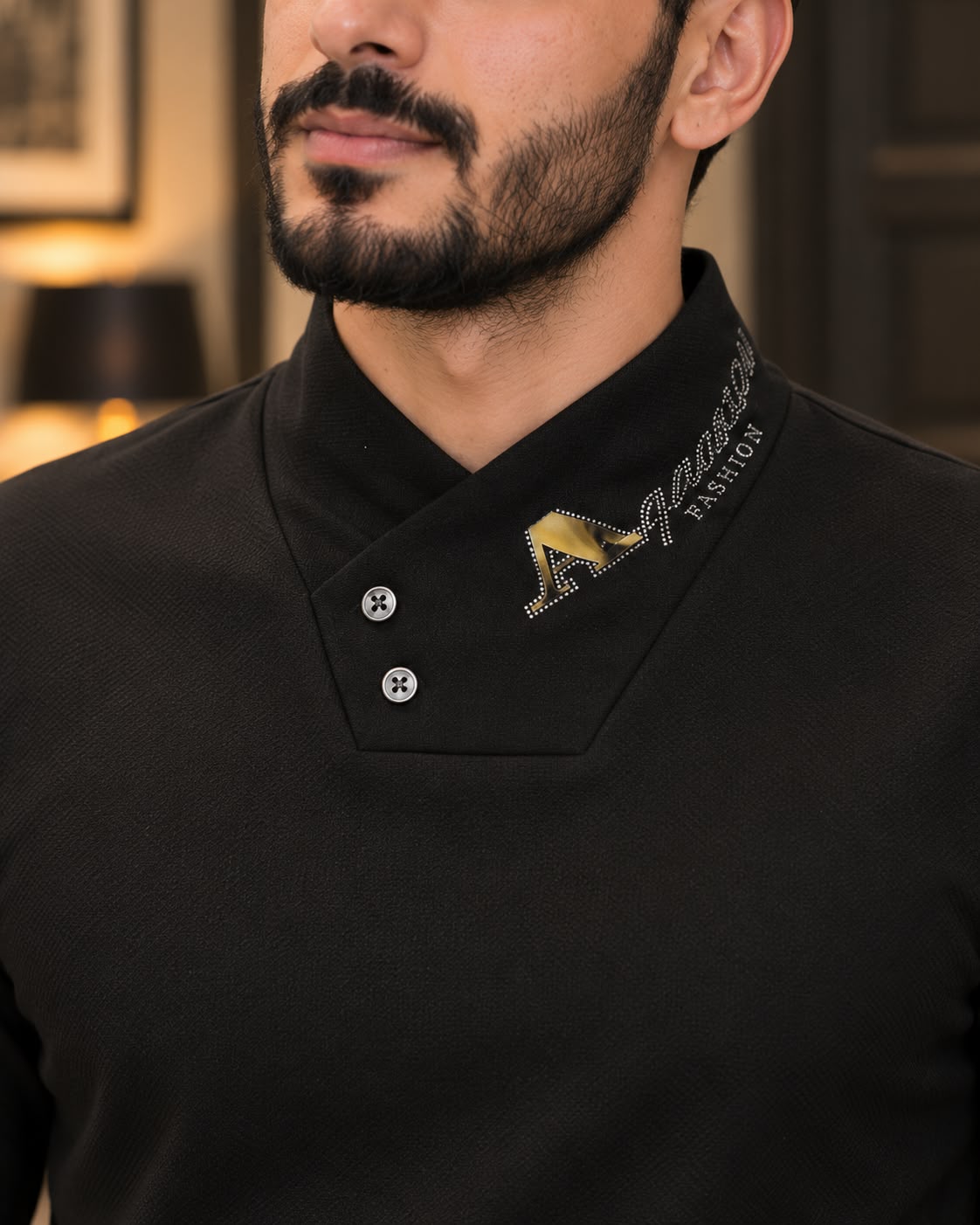أسود