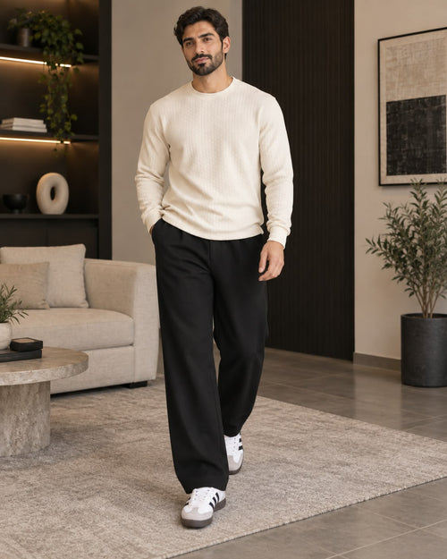 أسود