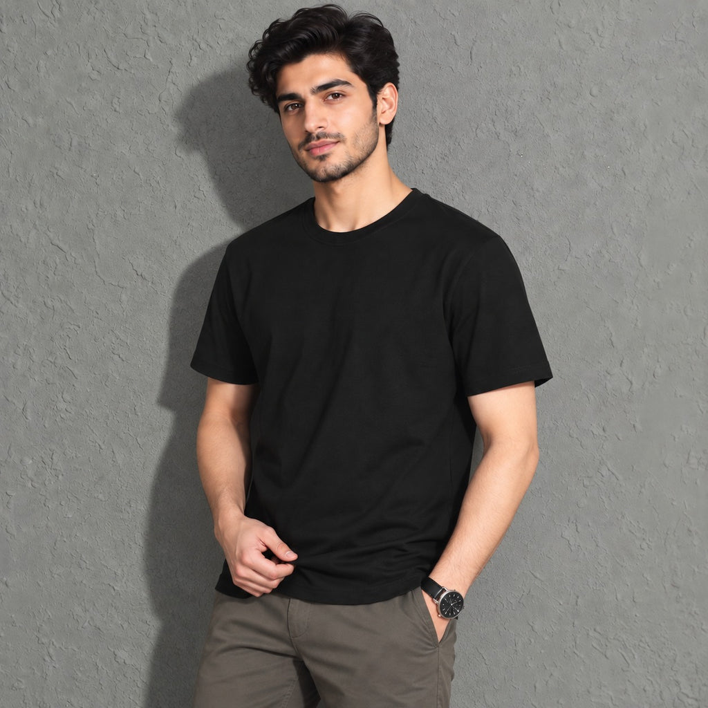 أسود