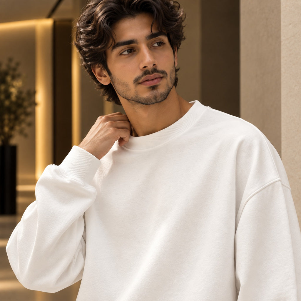 أبيض