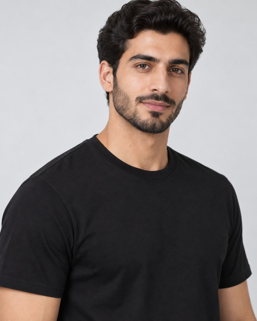 أسود