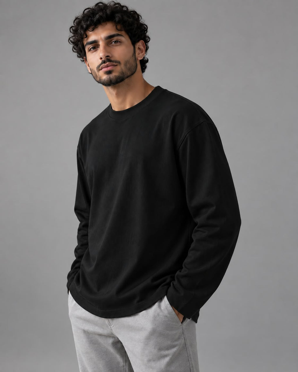 أسود