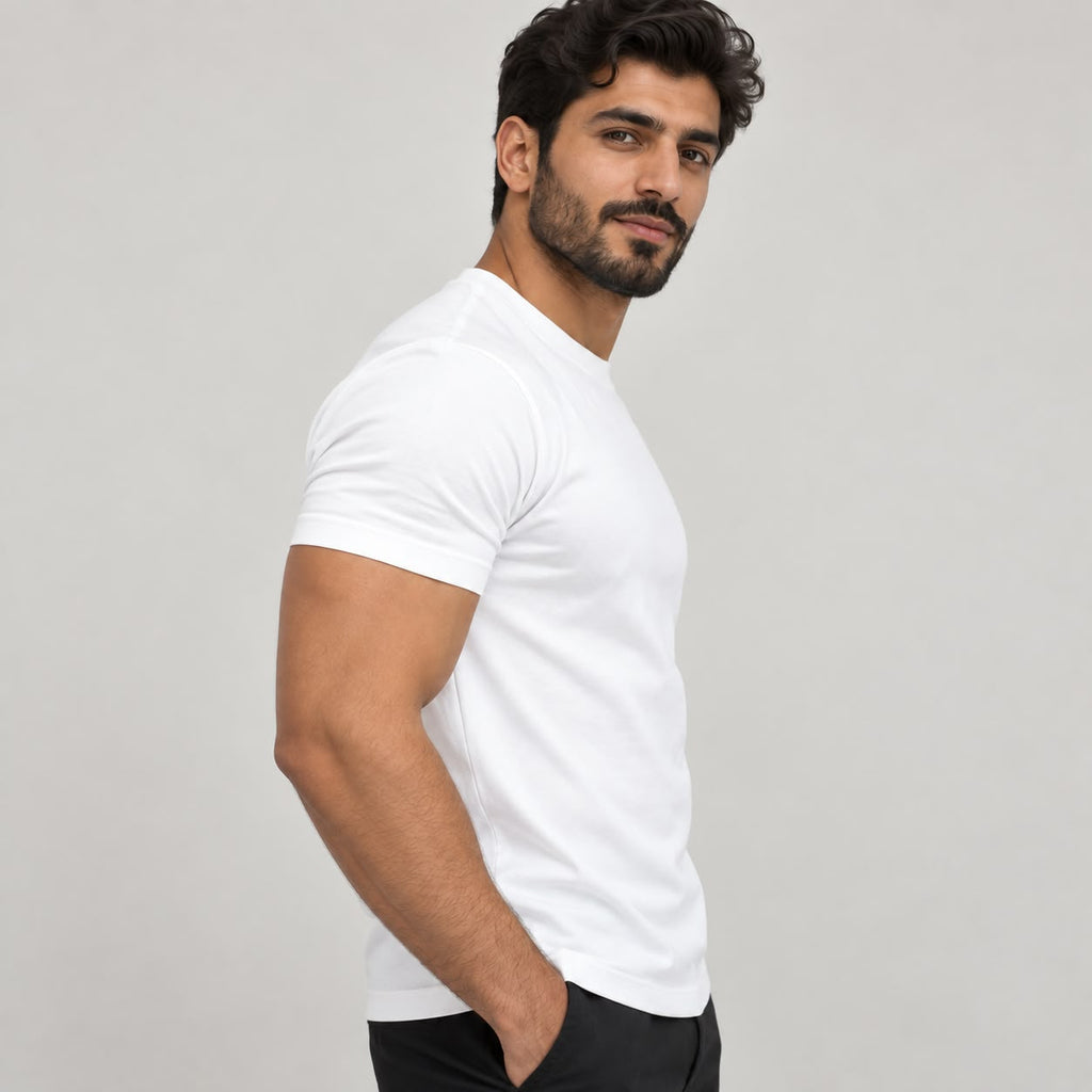 أبيض