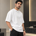 أبيض