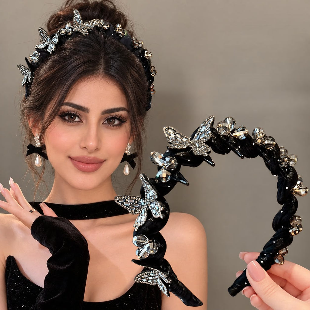 أسود