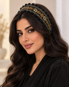 أسود