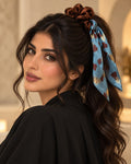 أزرق مع شريط قهوة متباين