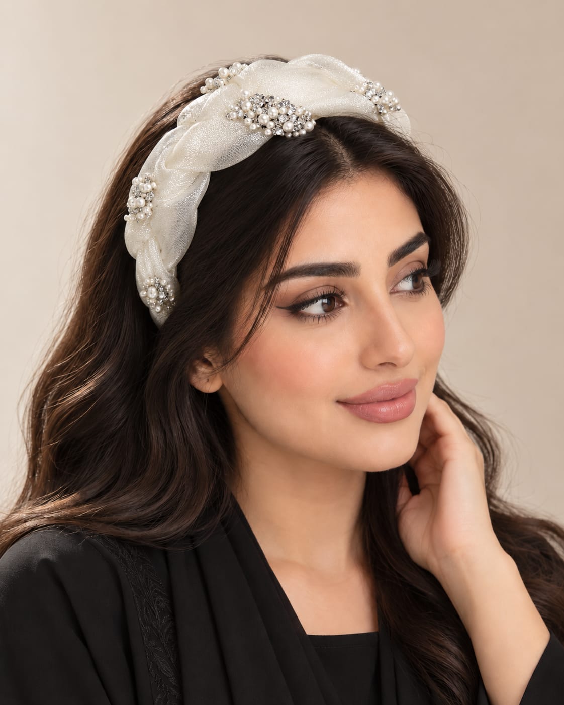 ابيض