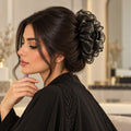 أسود