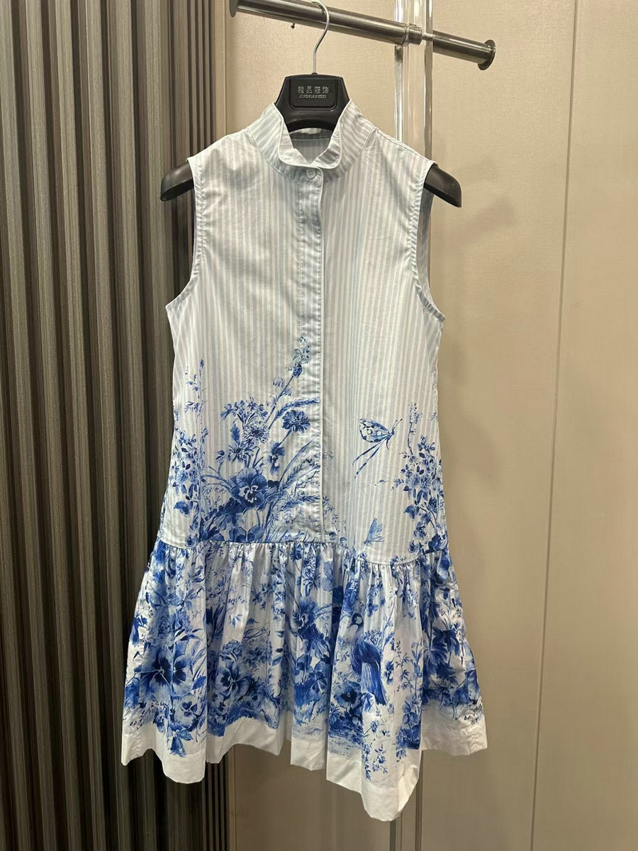 أزرق بطبعة