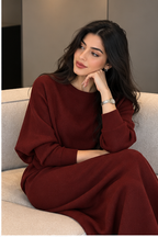 أحمر (توب + تنورة)