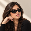 أسود
